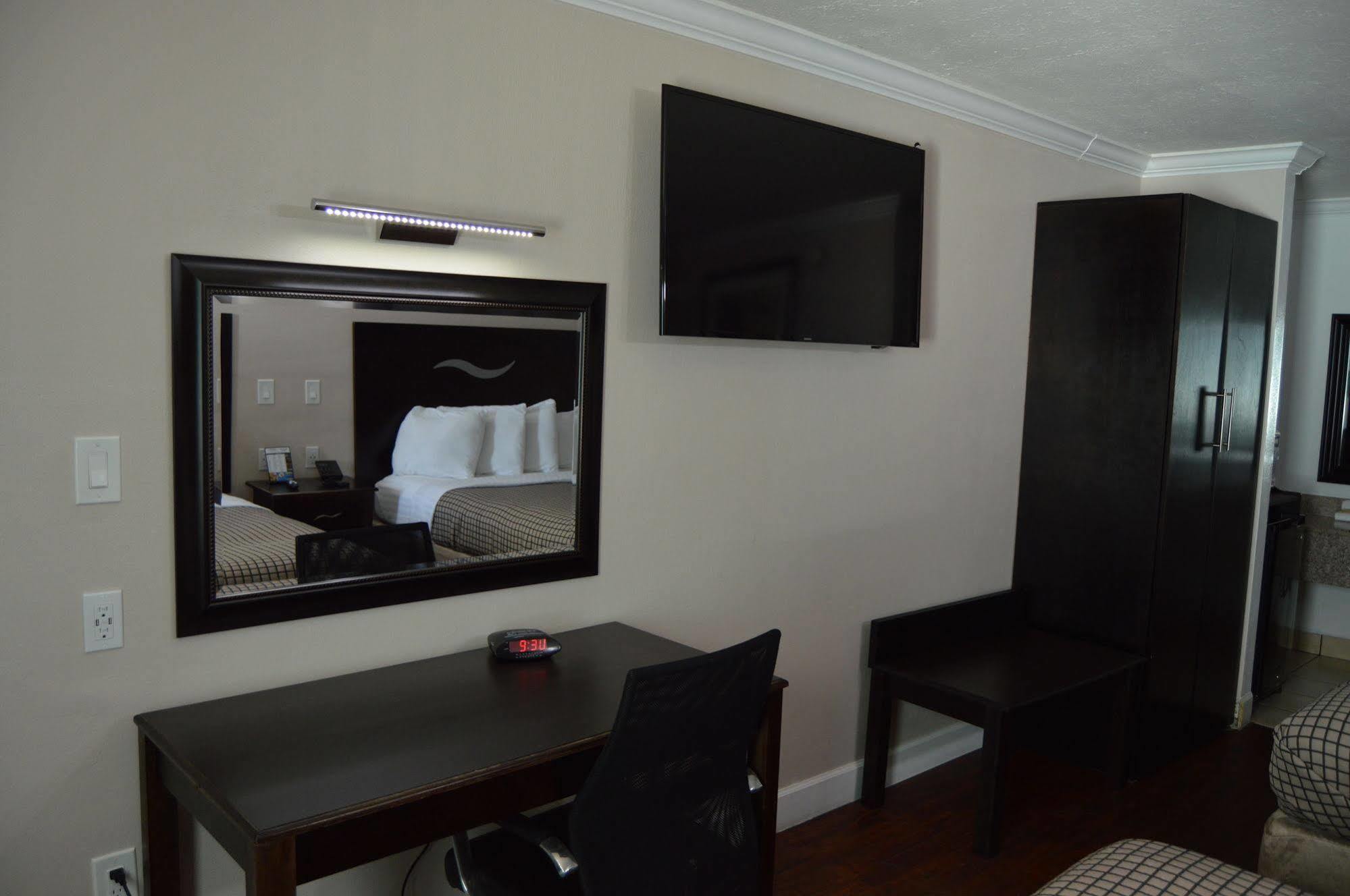 Destin Inn & Suites Екстериор снимка