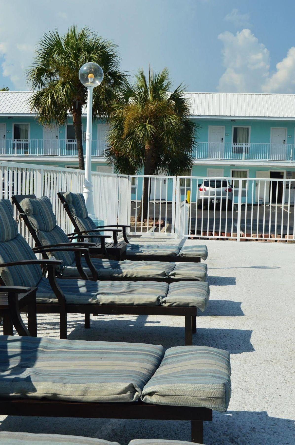 Destin Inn & Suites Екстериор снимка